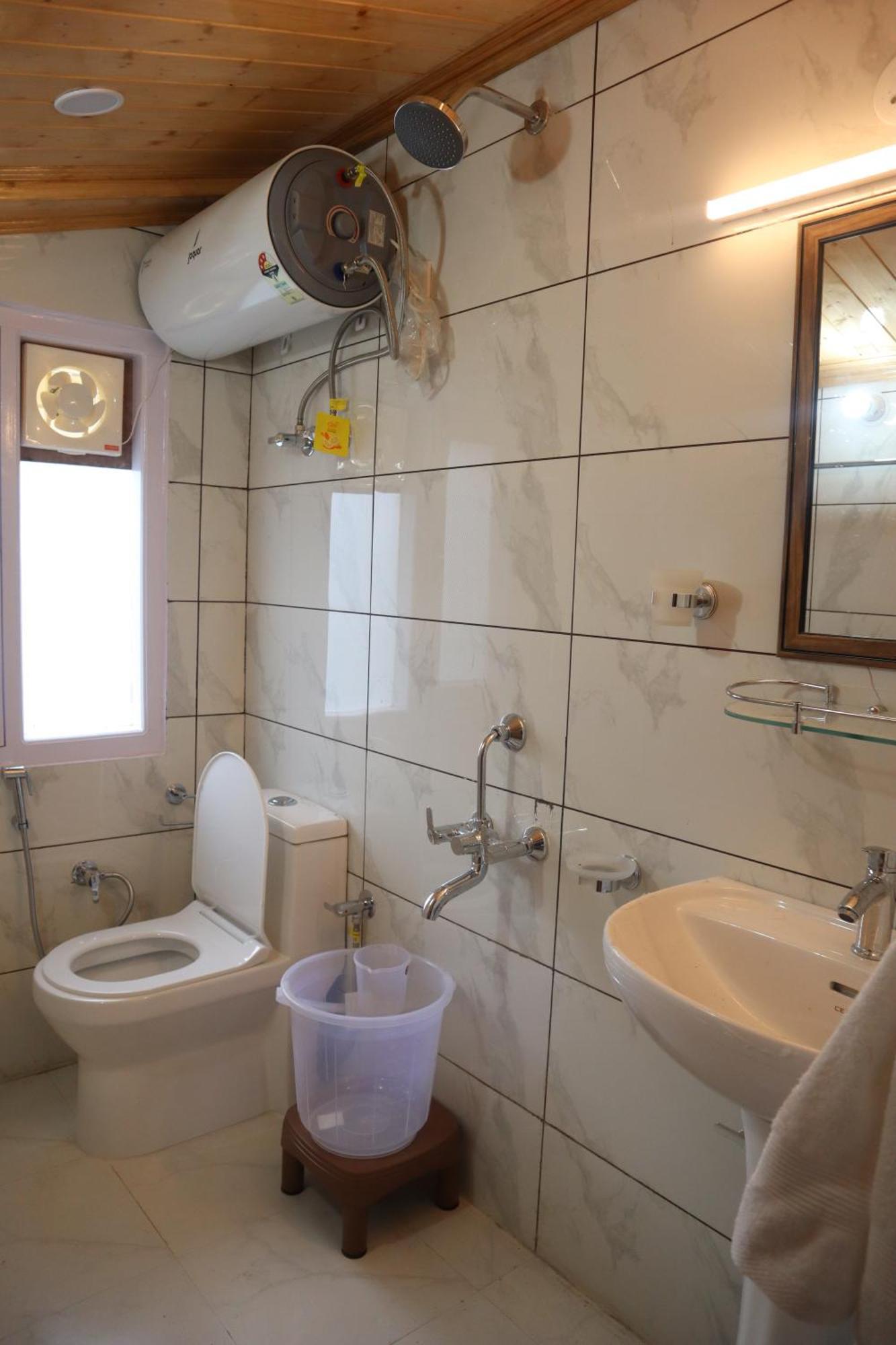 Nav Nidhi B&B Shimla Eksteriør bilde